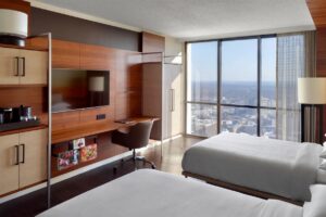 atlmq-guestroom-0203-hor-clsc