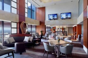 atlmq-lounge-0205-hor-clsc