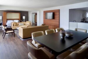 atlmq-suite-0249-hor-clsc